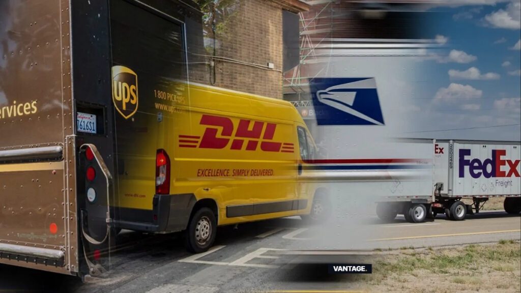 Vergleich internationaler Versandtarife FedEx vs. UPS vs. DHL vs. USPS